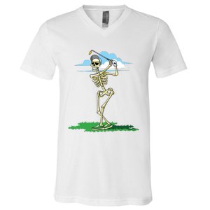 Golfing Skeleton Halloween Golf Halloween Golfer V-Neck T-Shirt