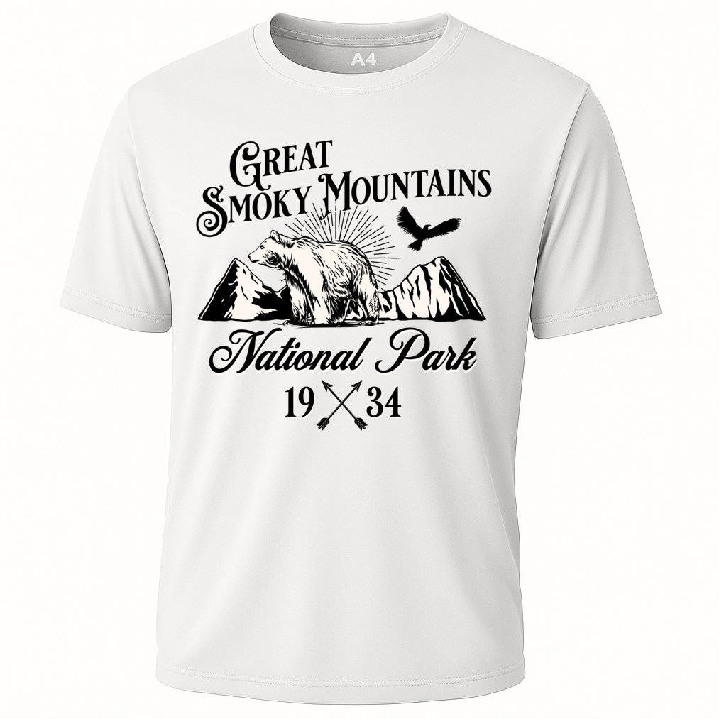 Great Smoky Mountains National Park Tennessee Bear Outdoors Gift Cooling Performance Crew T-Shirt
