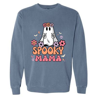 Groovy Spooky Mama Floral Ghost Halloween Spooky Mom Wo Garment-Dyed Sweatshirt