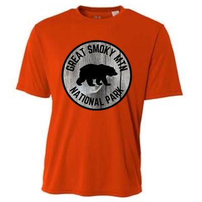 Great Smoky Mountains National Park Tennessee Bear Outdoors Gift Cooling Performance Crew T-Shirt