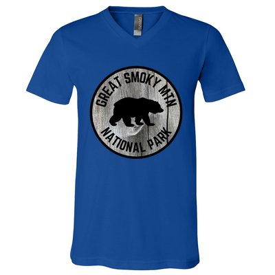 Great Smoky Mountains National Park Tennessee Bear Outdoors Gift V-Neck T-Shirt