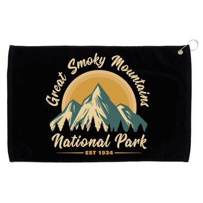 Great Smoky Mountains National Park Vintage Cute Gift Grommeted Golf Towel