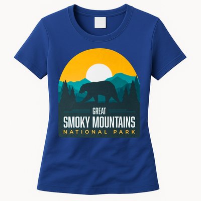 Great Smoky Mountains National Park Bear Hiking Souvenir Gift Womens T-Shirt