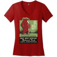 Great Smoky Mountains National Park Funny Bear Vintage Women's V-Neck T-Shirt