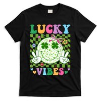 Groovy St Patricks Day Lucky Vibes Shamrock T-Shirt