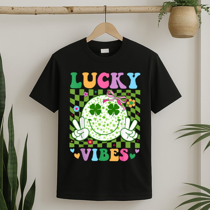 Groovy St Patricks Day Lucky Vibes Shamrock T-Shirt