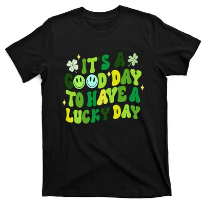 Groovy St Patricks Day Party funny Green T-Shirt