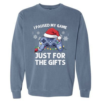 Gamer Santa Red Hat Christmas Gaming Xmas Video Games B.O.Y.S Christmas Pj Garment-Dyed Sweatshirt