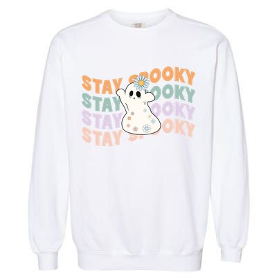 Groovy Stay Spooky Vibes Retro Floral Ghost Hippie Halloween Garment-Dyed Sweatshirt