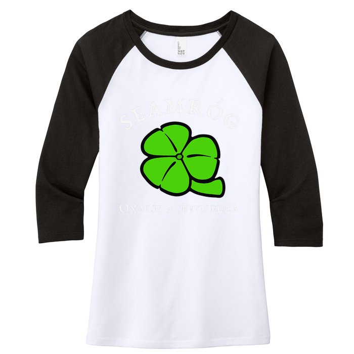 Green Shamrock Saint Patrick's Day Floral Vector Art Women's Tri-Blend 3/4-Sleeve Raglan Shirt