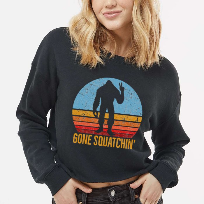  Gone Squatchin Sasquatch Peace Cropped Pullover Crew