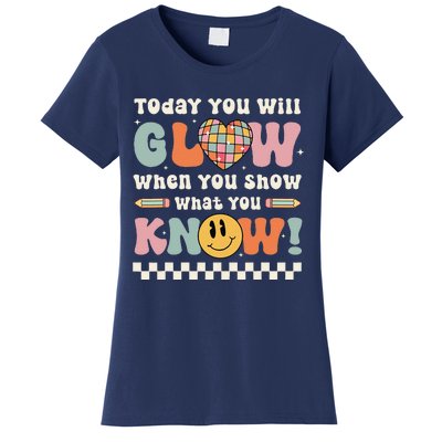 Groovy Show What You Know Testing Day For Teacher Women's T-Shirt