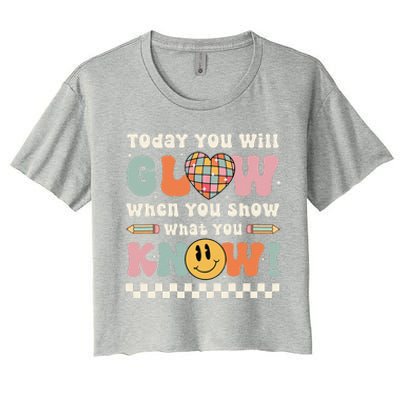 Groovy Show What You Know Testing Day For Teacher Women's Crop Top Tee