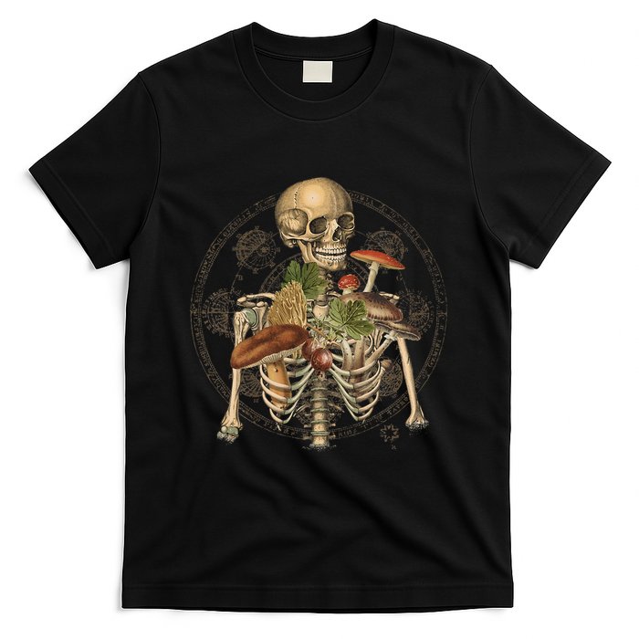 Goblincore Skeleton With Mushrooms Foraging Mycologist Fungi T-Shirt