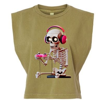 Gamer Skeleton With Headphones Halloween Gaming Gift Garment-Dyed Women's Muscle Tee