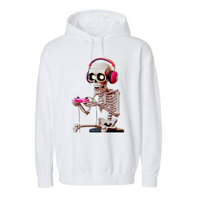 Gamer Skeleton With Headphones Halloween Gaming Gift Garment-Dyed Fleece Hoodie