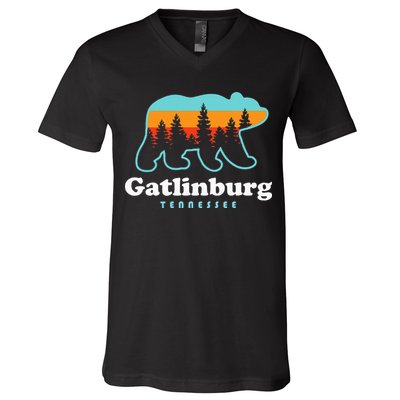 Gatlinburg Tennessee Bear Great Smoky Mountains V-Neck T-Shirt