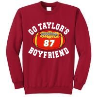 Go TaylorS Boyfriend I Just Here For Travis Tall Sweatshirt