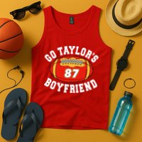 Go TaylorS Boyfriend I Just Here For Travis Tank Top