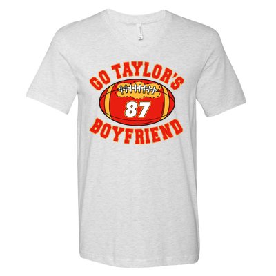 Go TaylorS Boyfriend I Just Here For Kelce V-Neck T-Shirt