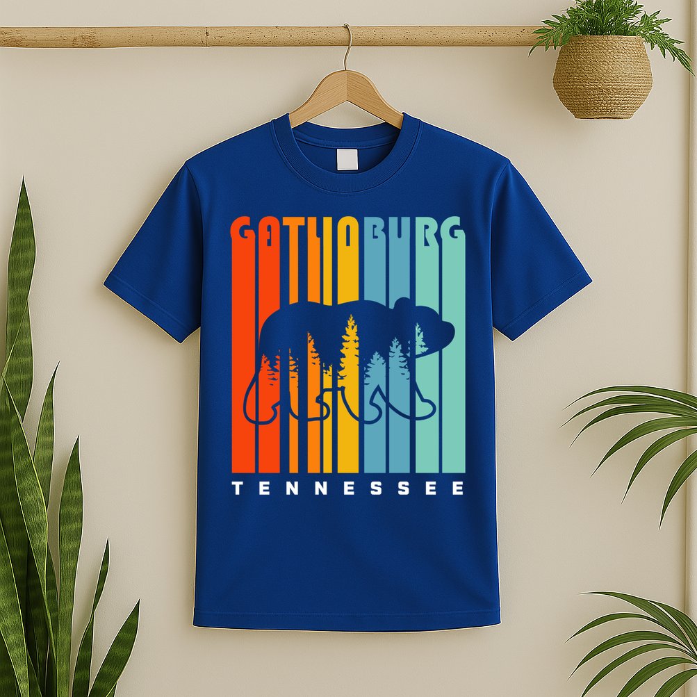Gatlinburg Tennessee Bear Great Smoky Mountains Hiking Retro Gift T-Shirt