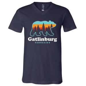 Gatlinburg Tennessee Bear Great Smoky Mountains V-Neck T-Shirt