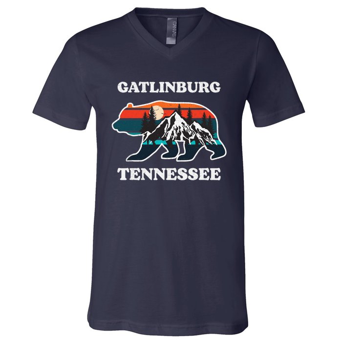 Gatlinburg Tennessee Great Smoky Mountains Bear Souvenir V-Neck T-Shirt