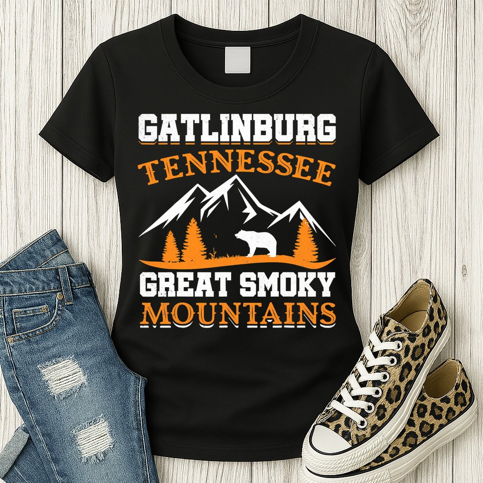 Gatlinburg Tennessee Great Smoky Mountains Souvenirs Bear Womens T-Shirt