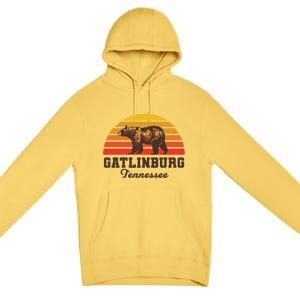 Gatlinburg Tennessee Great Smoky Mountains Bear Retro Sunset Gift Premium Pullover Hoodie