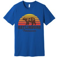 Gatlinburg Tennessee Great Smoky Mountains Bear Retro Sunset Gift Premium T-Shirt