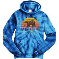 Gatlinburg Tennessee Great Smoky Mountains Bear Retro Sunset Gift Tie Dye Hoodie