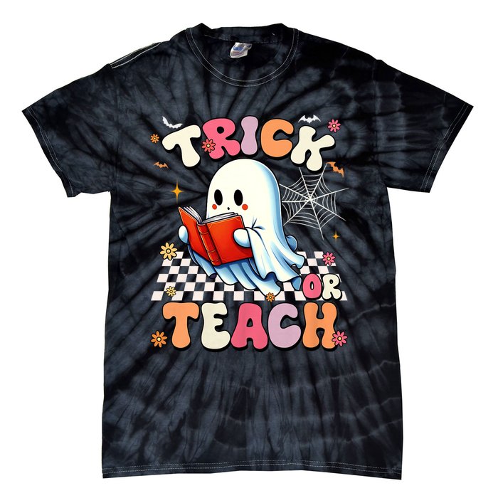 Groovy Teacher Halloween Retro Trick Or Teach Floral Ghost Tie-Dye T-Shirt