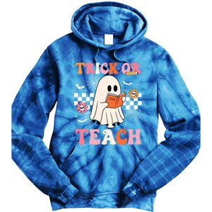 Groovy Teacher Halloween Retro Trick Or Teach Floral Ghost Cool Gift Tie Dye Hoodie