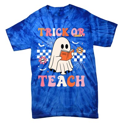 Groovy Teacher Halloween Retro Trick Or Teach Floral Ghost Cool Gift Tie-Dye T-Shirt