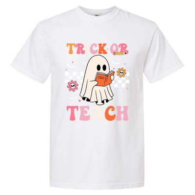 Groovy Teacher Halloween Retro Trick Or Teach Floral Ghost Cool Gift Garment-Dyed Heavyweight T-Shirt