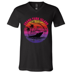 Grand Turk Island Cruise Retro Sunset Family Reunion V-Neck T-Shirt