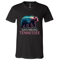 Gatlinburg Tennessee Mountains Bear Usa Hiking Souvenir Tn V-Neck T-Shirt