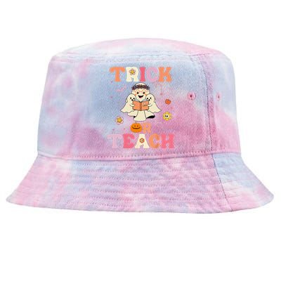 Groovy Trick Or Teach Retro Floral Ghost Halloween Teacher Tie-Dyed Bucket Hat