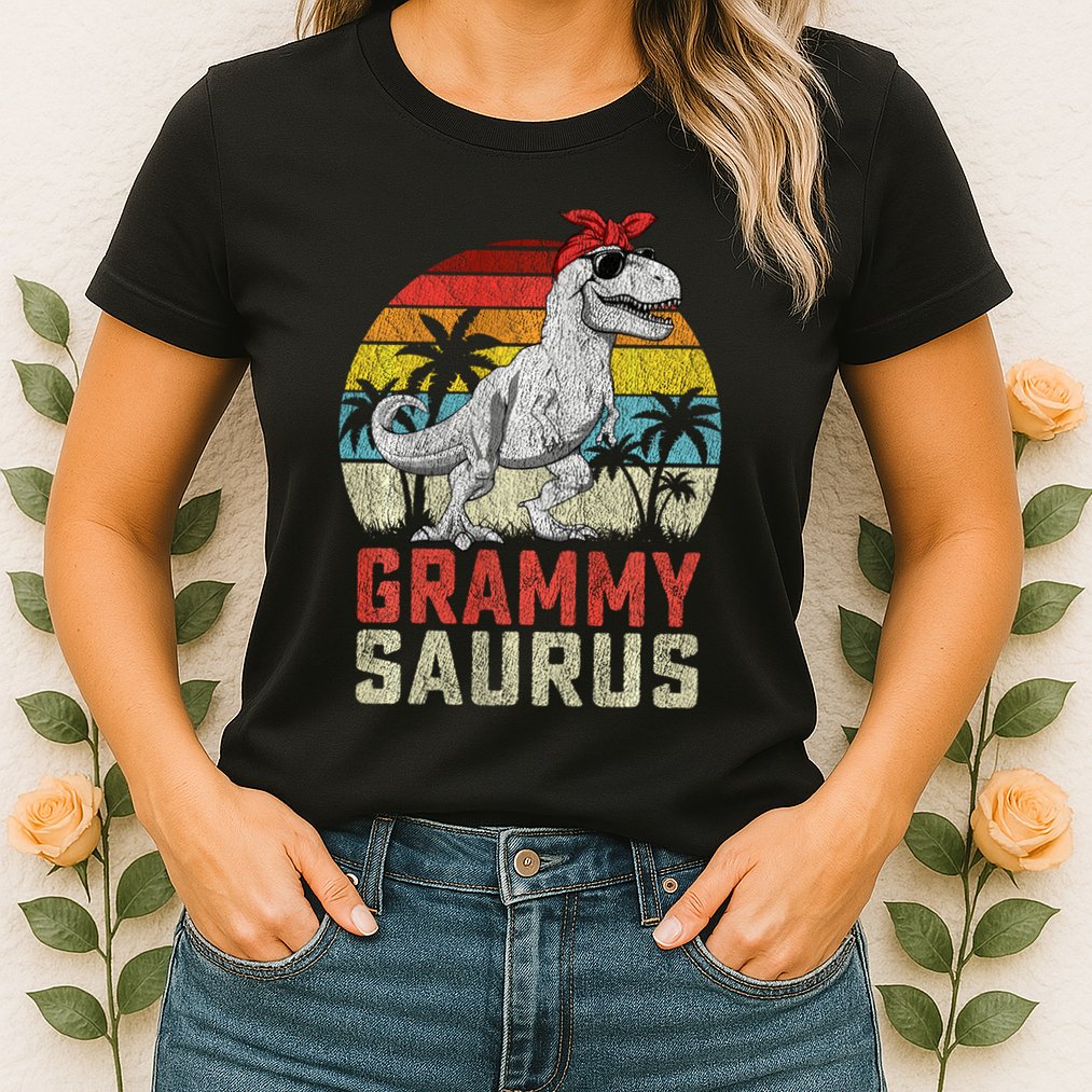 Grammysaurus T Rex Dinosaur Grammy Saurus MotherS Family Sweat Womens T-Shirt