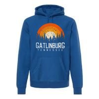 Gatlinburg Tennessee Tn Gift Retro Style Vintage 80s Gift Cool Gift Premium Hoodie