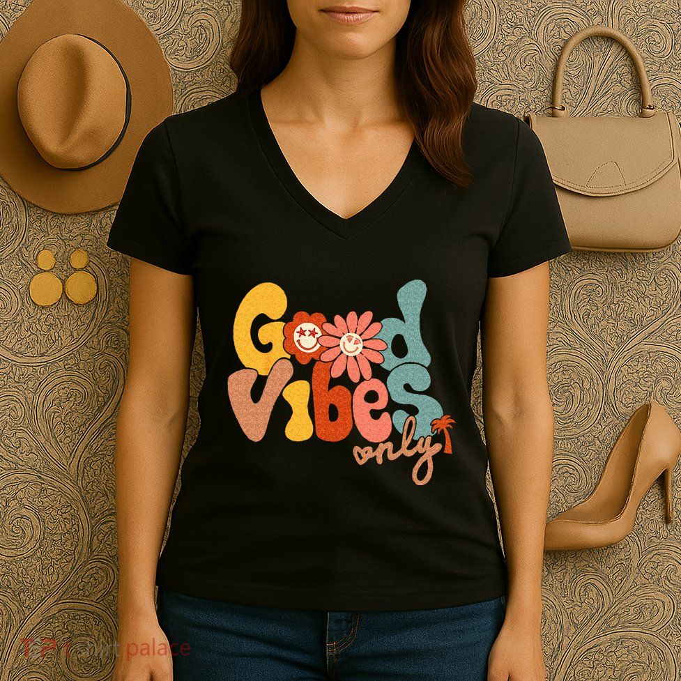 Good Vibes Only Flower Hawaii Beach Summer Vacation Family Women's V-Neck T-Shirt