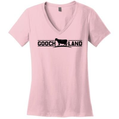 Goochland Virginia Pocket Design Funny Goochland Cow Cool Women's V-Neck T-Shirt