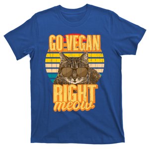 Go Vegan Right Meow Vegetarian Cool Gift T-Shirt