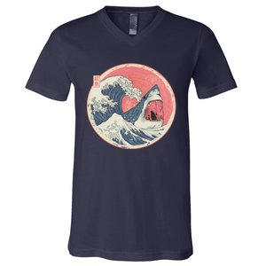 Great Wave Great White Shark Traditional Painting V-Neck T-Shirt