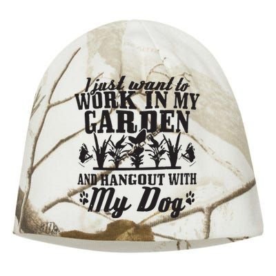 Gardening Work In Garden Hangout With Dog Gardener Gift Kati - Camo Knit Beanie