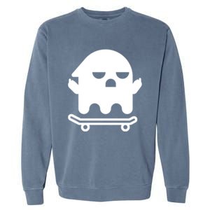 Ghost With Middle Fingers On Skateboard Lazy Funny Halloween Cool Gift Garment-Dyed Sweatshirt