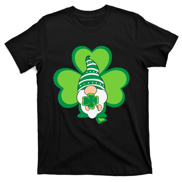 Gnome With Shamrock St Patricks Day T-Shirt