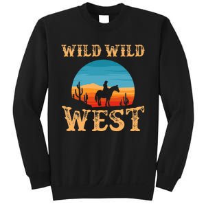 Great Wild Wild West Cowboy Design Western Country Fan Sweatshirt