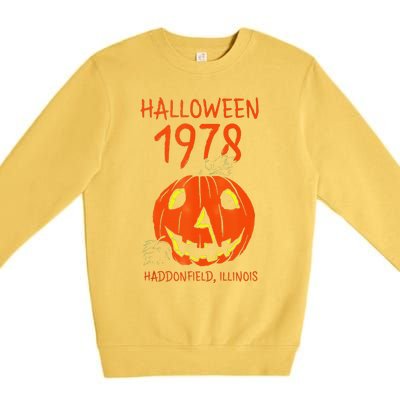 Halloween 1978 Holiday Spooky Gift Myers Pumpkin Haddonfield Premium Crewneck Sweatshirt