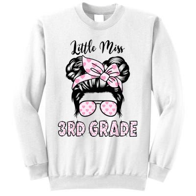 Hello 3rd Grade Messy Bun Cute Heart Back To School Sweatshirt